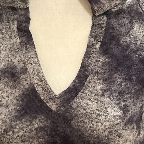 Vintage Wallflower pullover hoodie lightweight long sleeved sweater Size XL - Picture 2 of 9